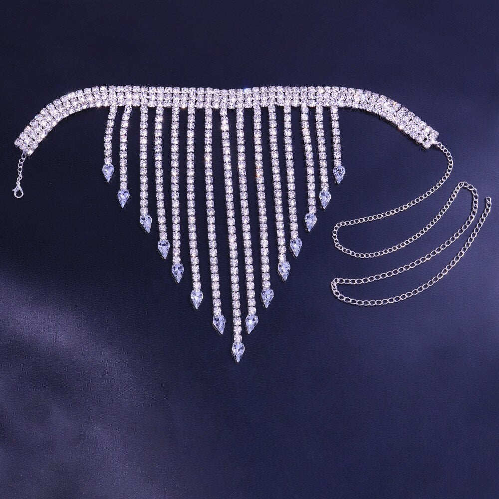 A unique, sparkling, full-diamond tassel necklace in the style of European and American fashion, featuring teardrop rhinestones.