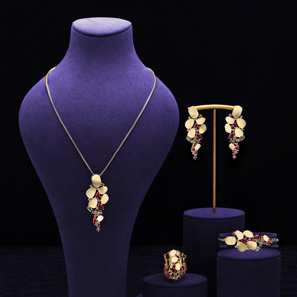 Cross-border hot-selling fashion luxury jewelry set, 18k real gold with colored gemstones, dress necklace, factory direct supply.